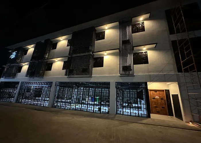 The At Taguig 4*